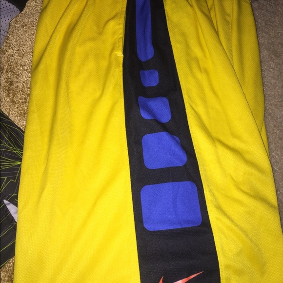 Youth Nike bundle set